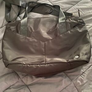 Carry on tote bag
